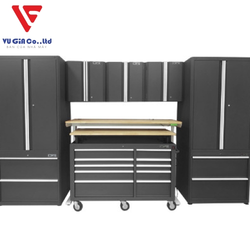  Set of 10 CSPS cabinets 366cm